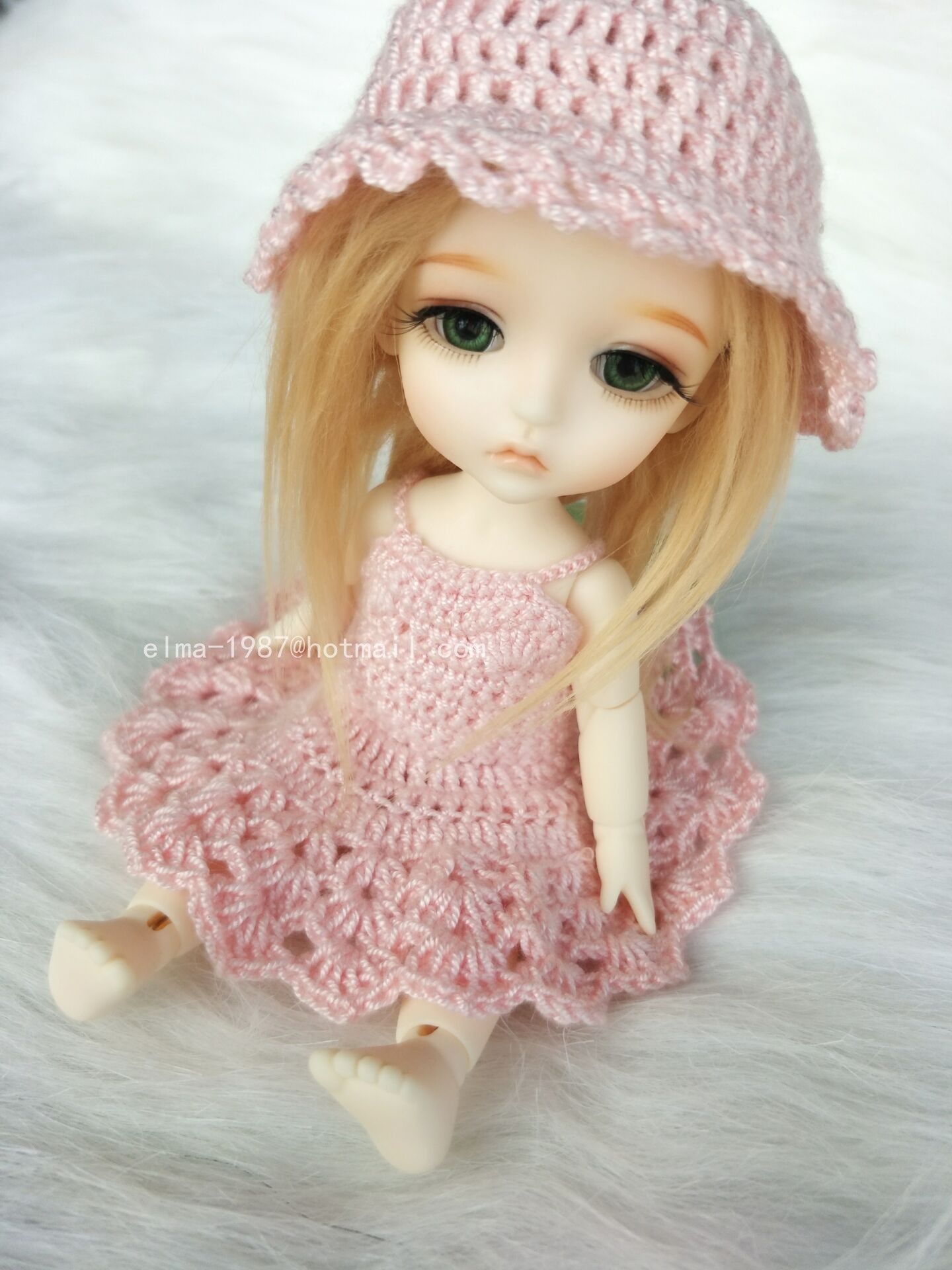 Crochet pink dress set for 1/8 size BJD